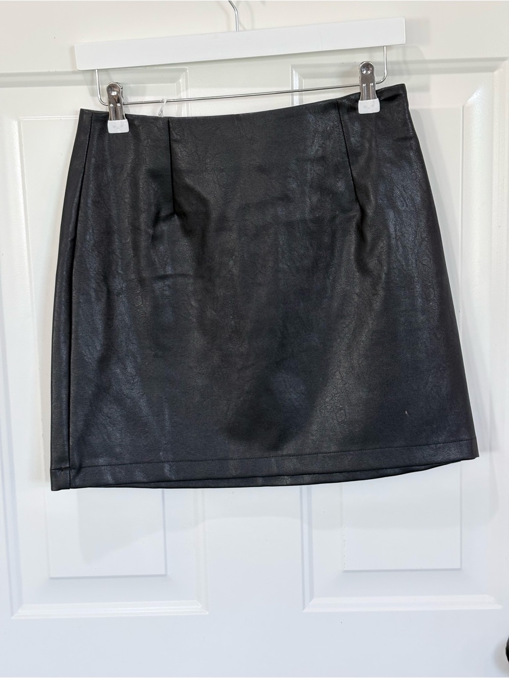 Francesca's Collections Black Faux Leather Mini Skirt